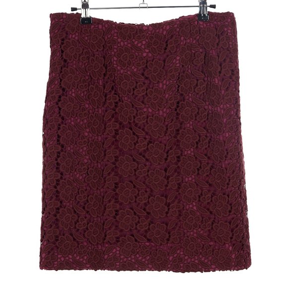 MaxMara Dresses & Skirts - MaxMara Weekend Plum Lace Skirt Size 6